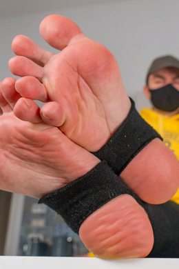 Bgn Feet Gets Soles Fucked